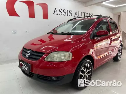 Volkswagen FOX (CONFORTO) G2 1.6 8V IMOTION na cor Vermelha em Curitiba / PR - 6973498