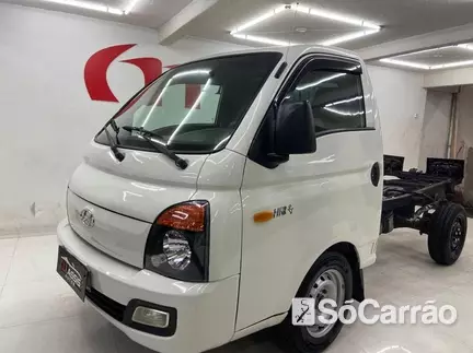 Hyundai HR 2.5 TB HDB 4WD na cor Branca em Curitiba / PR - 6974892