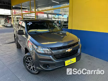 Chevrolet S10 CD LS 4X4 2.8 200CV TB-CTDI na cor Cinza em São José / SC - 6918273