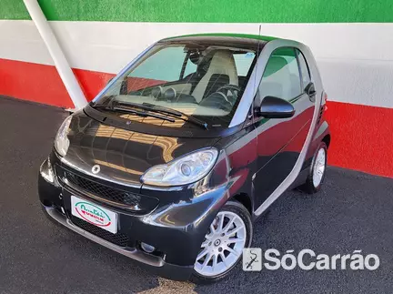 Smart SMART FORTWO COUPE PASSION 1.0 12V TB AT na cor Preta em Curitiba / PR - 6817409
