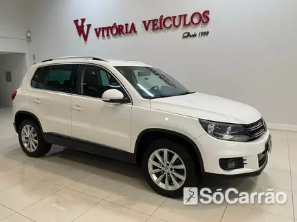 Volkswagen TIGUAN 4MOTION 2.0 TSI TIP na cor Branca no Torres / RS - 6790044