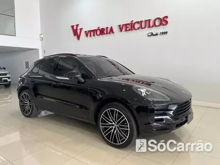 Porsche MACAN 4X4 2.0 TB 252CV PDK na cor Preta no Torres / RS - 6841262