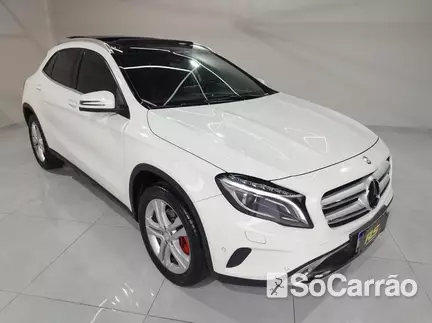 Mercedes GLA 250 ENDURO 2.0 16V TB 4MATIC na cor Branca em Curitiba / PR - 6917074