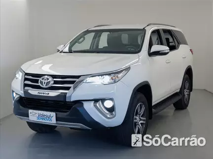 Toyota HILUX SW4 SR 4X2 2.7 16V AT na cor Branca em São José dos Pinhais / PR - 6789364