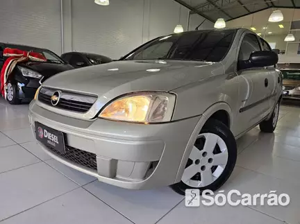 Chevrolet CORSA SEDAN MAXX 1.4 8V ECONOFLEX na cor Dourada no Canoas / RS - 6885470