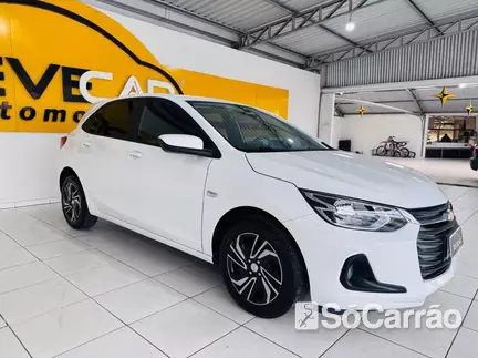 Chevrolet ONIX 1.0 MT na cor Branca em Sao Mateus do Sul / PR - 6897453