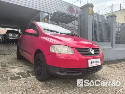 Volkswagen FOX (BLACKFOX I-TREND) G2 1.0 TEC 8V na cor Vermelha em Curitiba / PR - 6976096
