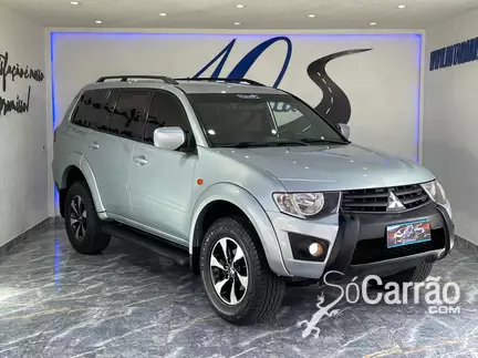 Mitsubishi PAJERO HD 4X4 3.2 TB-IC MT na cor Prata em Curitiba / PR - 6201236