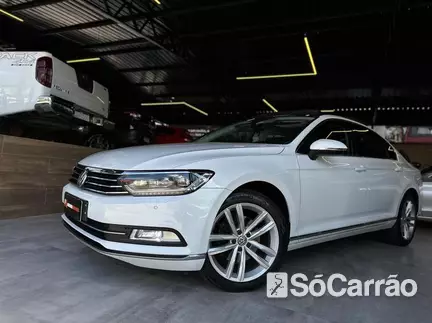 Volkswagen PASSAT (ELEGANCE) 2.0 TSI DSG na cor Branca em São José dos Pinhais / PR - 6633867