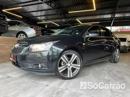 Chevrolet CRUZE BLACK BOW TIE 1.4 TURBO AT na cor Preta em São José dos Pinhais / PR - 6720840