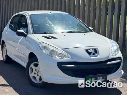 Peugeot 207 XR 1.4 8V na cor Branca em Curitiba / PR - 6921777