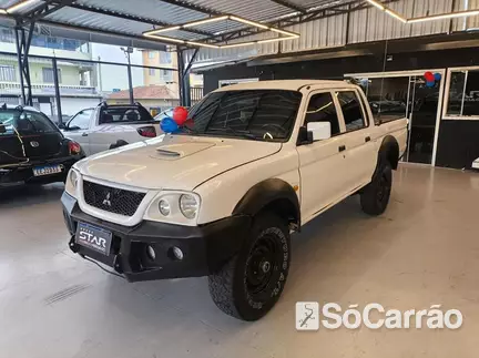 Mitsubishi L-200 CD OUTDOOR GLS 4X4 2.5 TB-IC MT na cor Branca em Curitiba / PR - 6826826