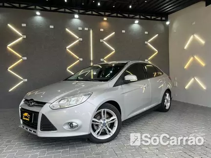 Ford FOCUS FASTBACK SE PLUS 2.0 16V P.SHIFT FLEXONE na cor Prata em Curitiba / PR - 6785091