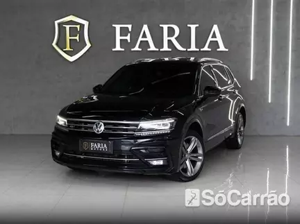 Volkswagen TIGUAN ALLSPACE R-LINE 350(TETO PANORAMICO) 4MOTION 2.0 TSI DSG na cor Preta em Curitiba / PR - 6652828