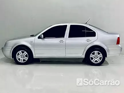 Volkswagen BORA 2.0 na cor Prata em Curitiba / PR - 6868035
