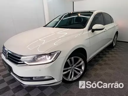 Volkswagen PASSAT HIGHLINE(HIGHLINE PREMIUM) 2.0 TSI DSG na cor Branca em Curitiba / PR - 6549285