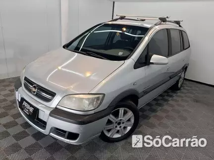 Chevrolet ZAFIRA ELEGANCE 2.0 8V 140CV AT FLEXPOWER na cor Prata em Curitiba / PR - 6913776