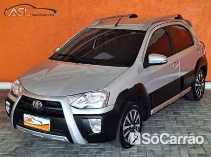 Toyota ETIOS HATCH CROSS 1.5 16V na cor Prata em Curitiba / PR - 6797830