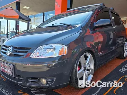 Volkswagen FOX (CONFORTO) G2 1.6 8V na cor Cinza em Curitiba / PR - 6917195