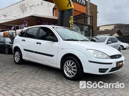 Ford FOCUS SE 1.6 16V FLEXONE na cor Branca em Curitiba / PR - 6828911