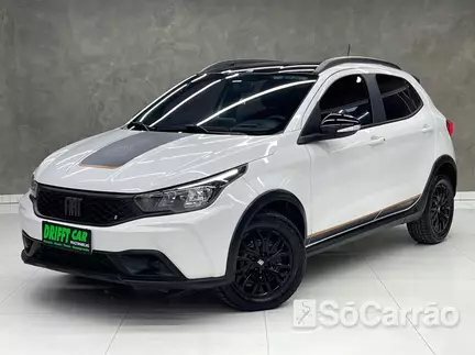 Fiat ARGO TREKKING 1.3 8V FIREFLY na cor Branca em Colombo / PR - 6993798