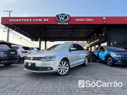 Volkswagen JETTA COMFORTLINE 2.0 na cor Prata em Curitiba / PR - 6927809