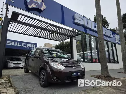 Ford FIESTA (CLASS) 1.6 8V na cor Vermelha em Curitiba / PR - 6796543