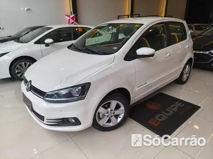 Volkswagen FOX COMFORTLINE 1.0 8V na cor Branca em Maringá / PR - 7175778