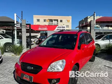 KIA CARENS EX 2.0 16V AT na cor Vermelha em Curitiba / PR - 6744014