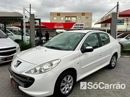 Peugeot 207 SEDAN PASSION XR 1.4 8V na cor Branca em Curitiba / PR - 6762796