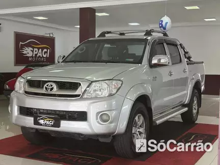 Toyota HILUX CD 4X2 2.4 na cor Prata em São José dos Pinhais / PR - 6675903