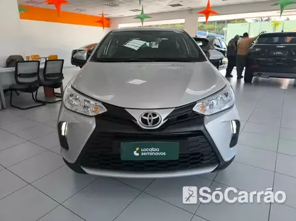 Toyota YARIS HATCH XL 1.5 CVT na cor Prata no Porto Alegre / RS - 7004220