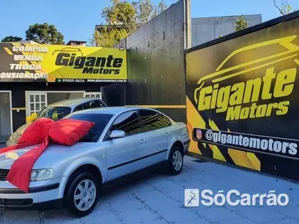 Volkswagen PASSAT 2.0 AT na cor Prata em São José dos Pinhais / PR - 6185357