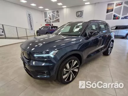 Volvo XC40 BEV 78KWH RECHARGE PURE ELETRIC na cor Azul em Londrina / PR - 6771880