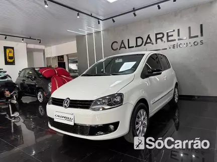 Volkswagen FOX HIGHLINE 1.6 16V MSI na cor Branca em Londrina / PR - 6922674