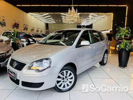 Volkswagen POLO 1.6 8V EFLEX na cor Prata em Londrina / PR - 6484020