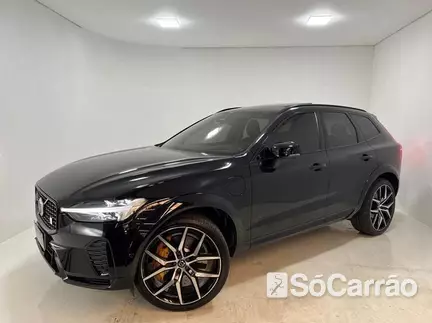 Volvo XC60 POLESTAR ENGINEERED T8 DRIVE-E HYBRID AWD 4X4 2.0 BI-TB AT8 na cor Preta em Londrina / PR - 6937187