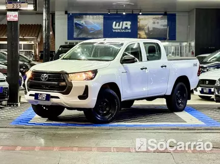 Toyota HILUX CD 4X4 2.8 TB MT na cor Branca em Londrina / PR - 6969465