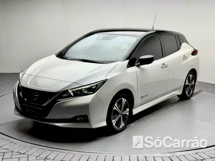 Nissan LEAF 40 KWH na cor Branca em Curitiba / PR - 6793300