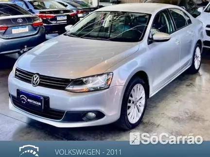 Volkswagen JETTA COMFORTLINE(EXCLUSIVE) 2.0 TIP na cor Prata em Londrina / PR - 6765344