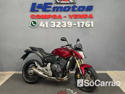 Honda CB 600 F HORNET na cor Vermelha em Curitiba / PR - 6555693