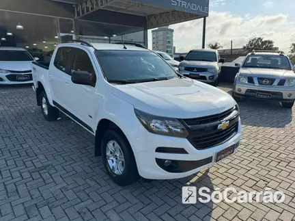 Chevrolet S10 CD LS 4X4 2.8 200CV TB-CTDI na cor Branca em Gaspar / SC - 6964721