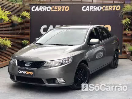 KIA CERATO EX 1.6 16V 126CV MT na cor Cinza no Novo Hamburgo / RS - 6846554