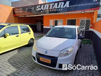 Renault SANDERO AUTHENTIQUE 1.0 16V HIFLEX na cor Branca em Curitiba / PR - 6645568