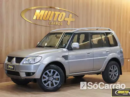 Mitsubishi PAJERO TR4 4X2 2.0 16V na cor Prata em São José / SC - 6759943
