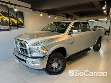 Dodge RAM 2500 LARAMIE 4X4 6.7 V6 na cor Prata em Joinville / SC - 6851860