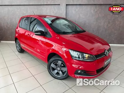 Volkswagen FOX CONNECT 1.6 8V na cor Vermelha em Arapongas / PR - 6925483