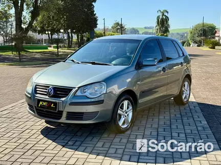 Volkswagen POLO 1.6 8V na cor Cinza em Xanxere / SC - 6773020