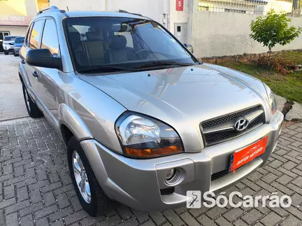 Hyundai TUCSON GL 4X2 2.0 16V AT na cor Prata em Curitiba / PR - 6934054