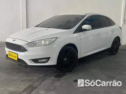 Ford FOCUS FASTBACK SE 2.0 16V P.SHIFT FLEXONE na cor Branca em Curitiba / PR - 6639861
